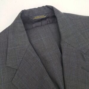 Tom James Mens 42R Gray Plaid 2 Piece Suit Corporate Image Pleated Pants 34x30